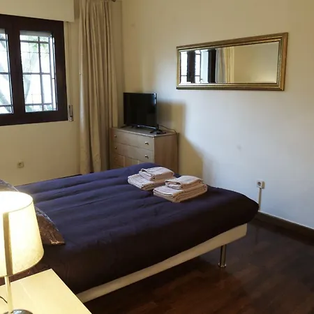 Happily Ever Apartman